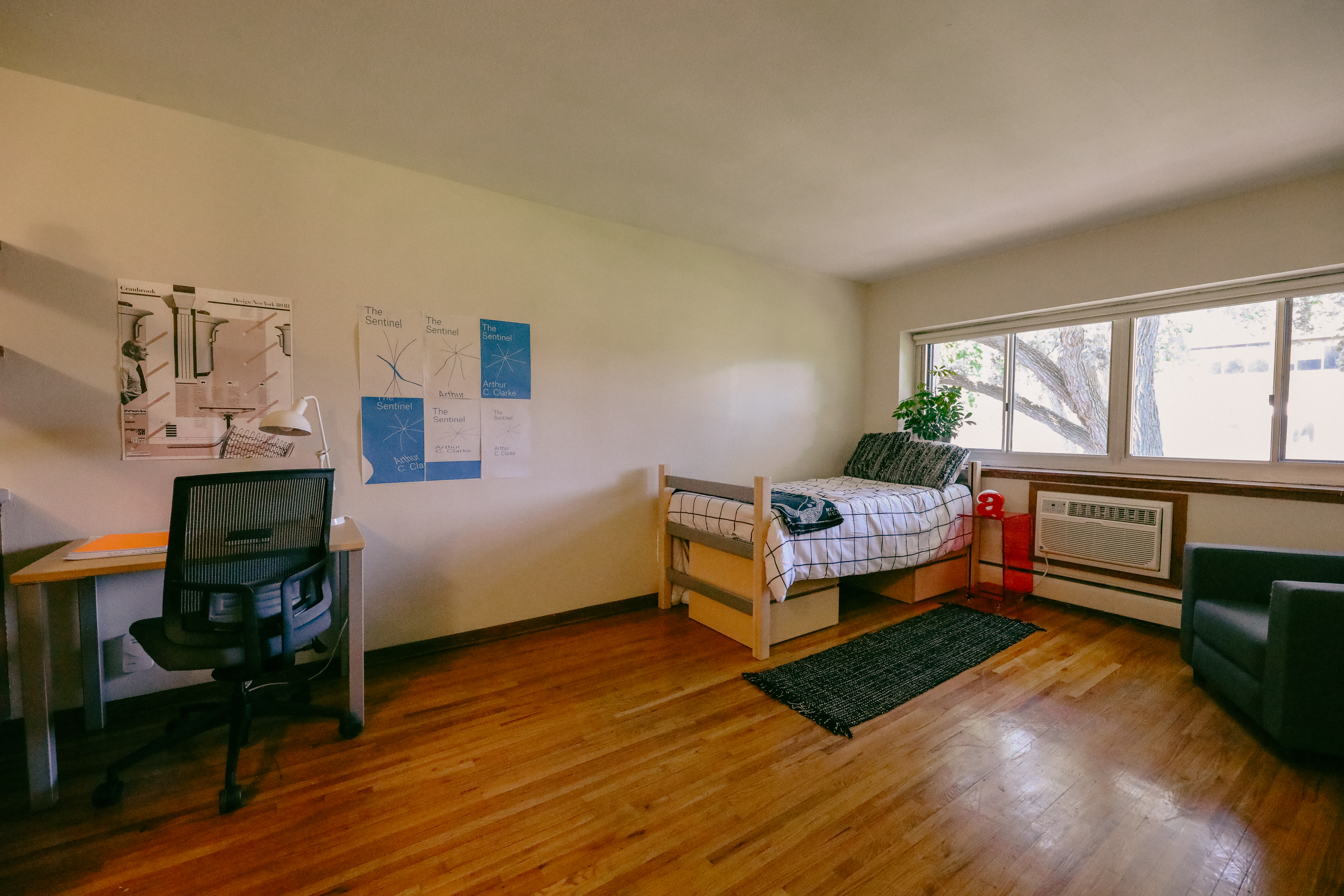 Bed setup in 150 apartment