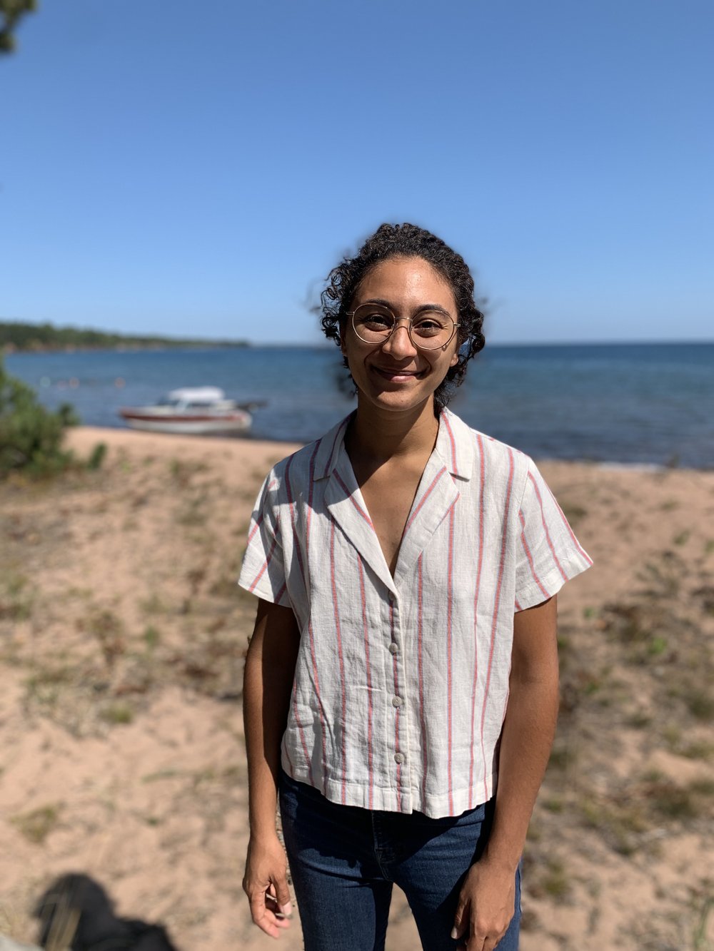 MFA Mentor Stephanie Lindquist picture at a beach 