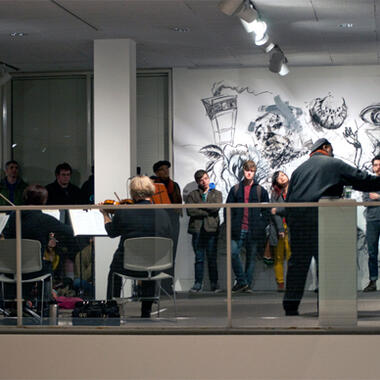 Joseph Norman, drawing performance with Sonori Colori Quartet, photo by Mike Vye
