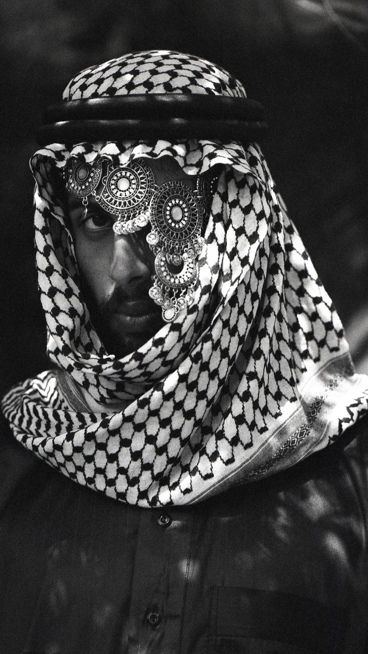 A black-and-white photograph of Jaafar Alnabi