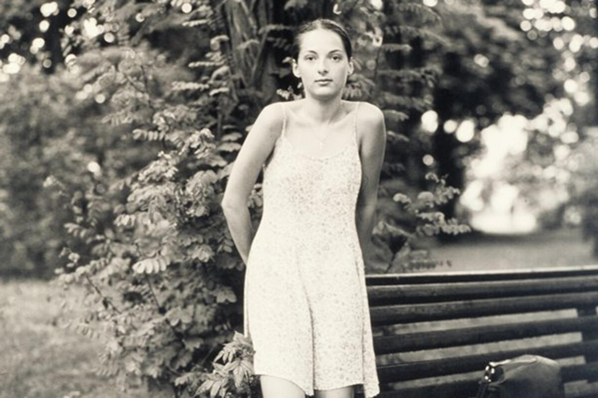 Katherine Turczan, "Elena Lykiemetz, Student, Kiev, Ukraine," 1995. Gelatin silver print. 