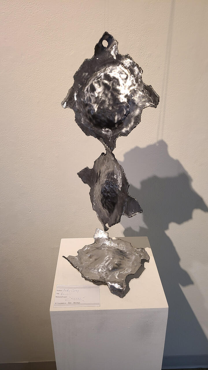 Ravioli steel sculpture by Andy Carey