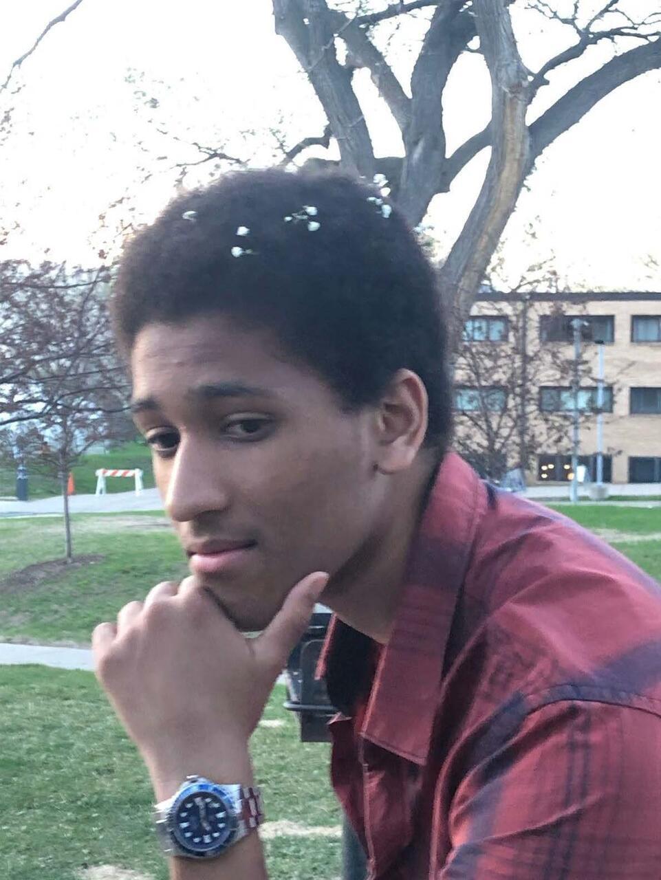 Teaching Artist minor Charles Davis