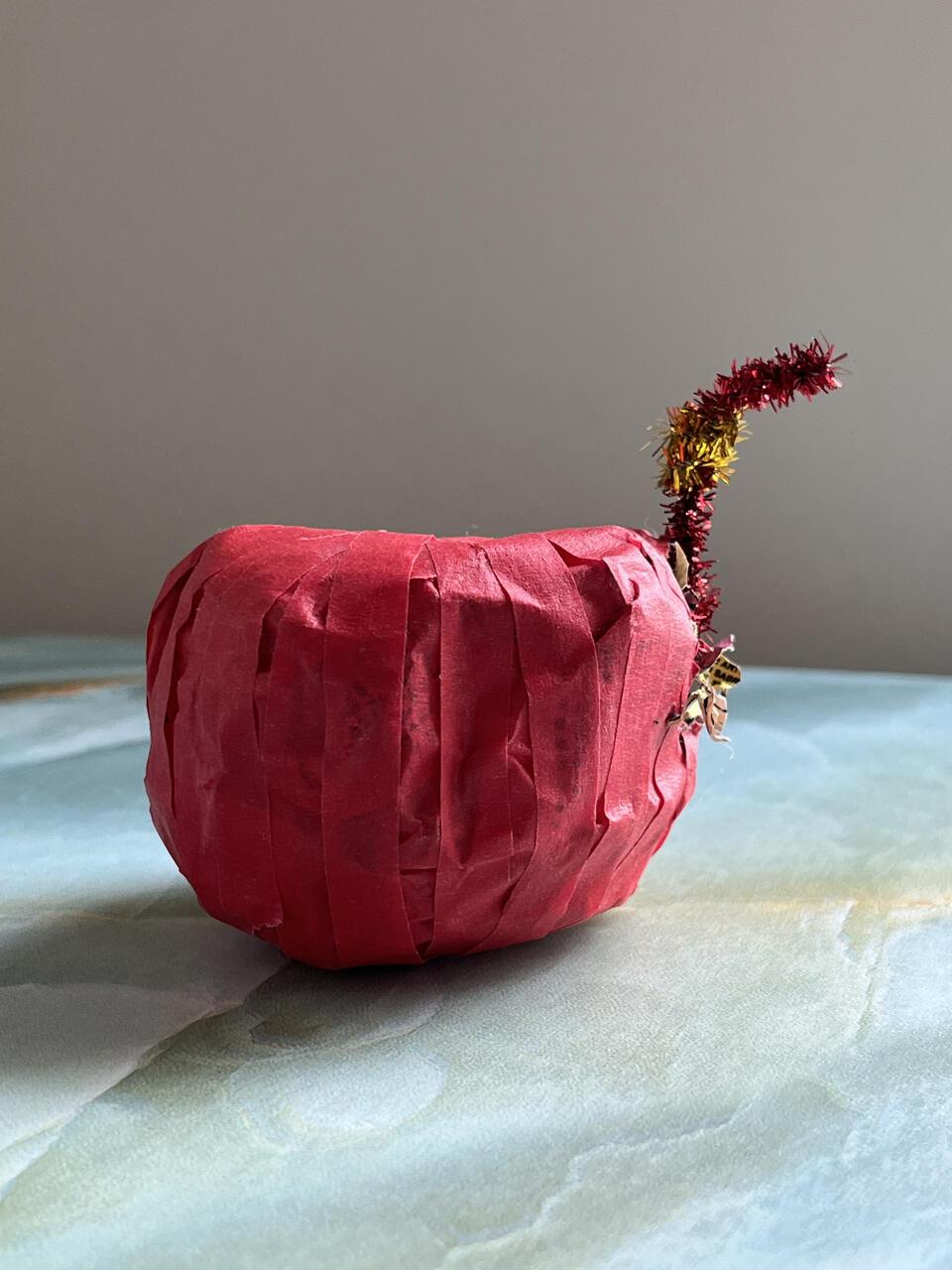 Vinnie O'Malley, "Apple"